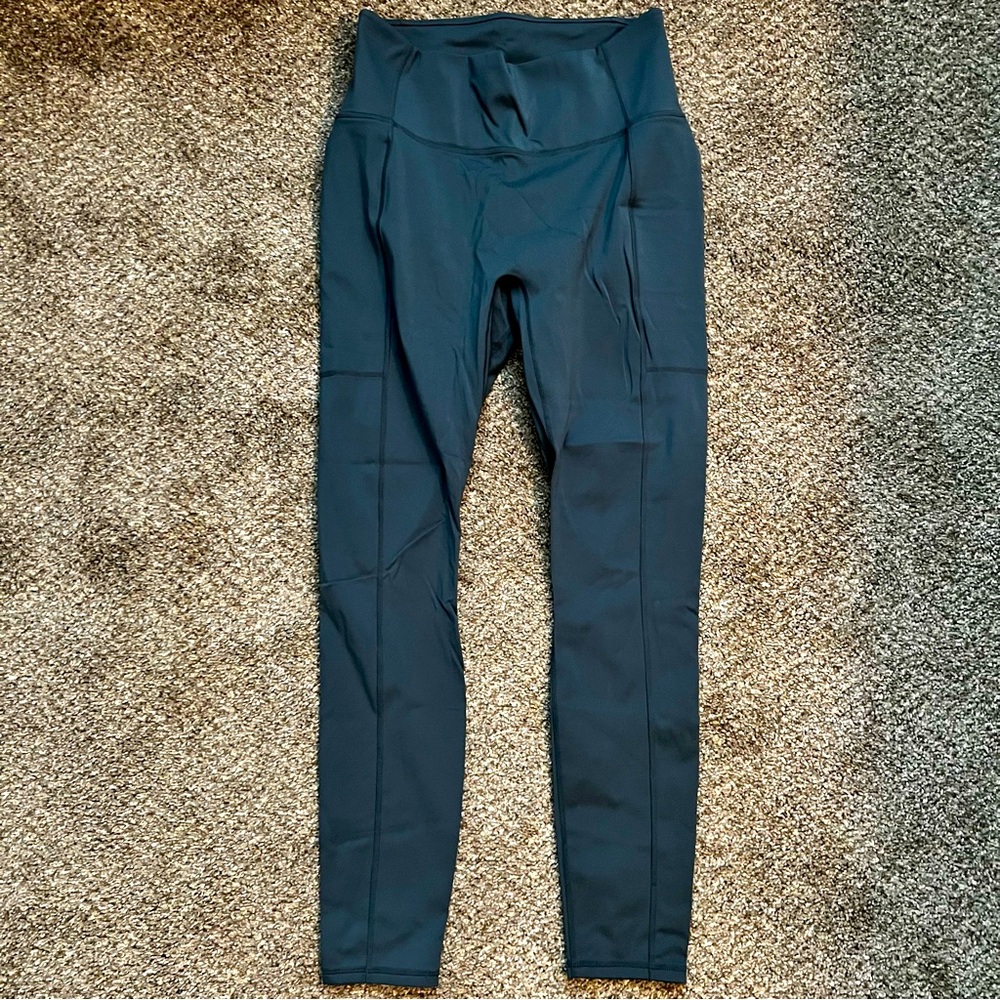 Fabletics motion365 pocket leggings sz L grey/blue